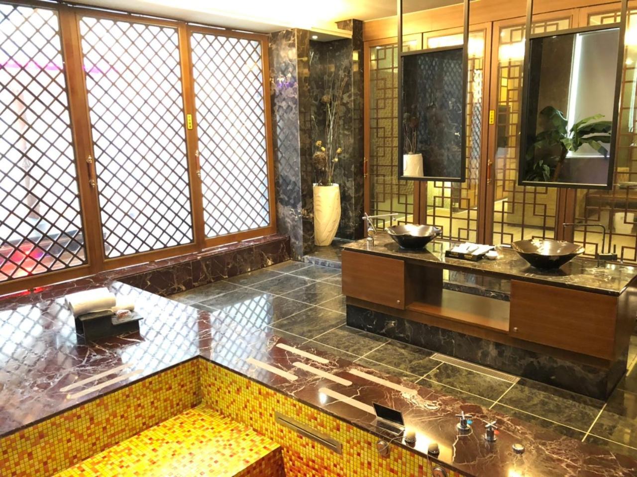 Idee SPA Motel Yangmei Buitenkant foto